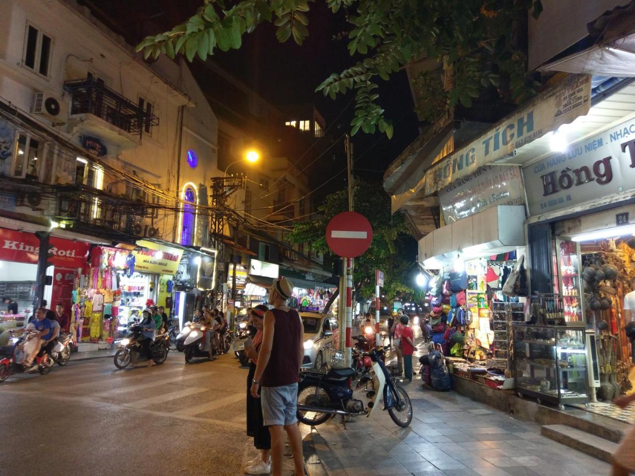 Capsule Hanoi Hostel エクステリア 写真