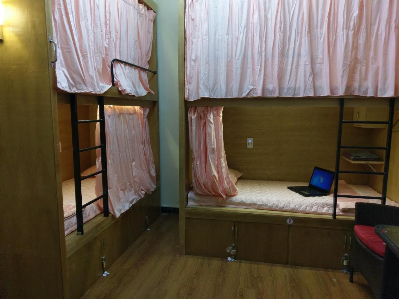 Capsule Hanoi Hostel エクステリア 写真